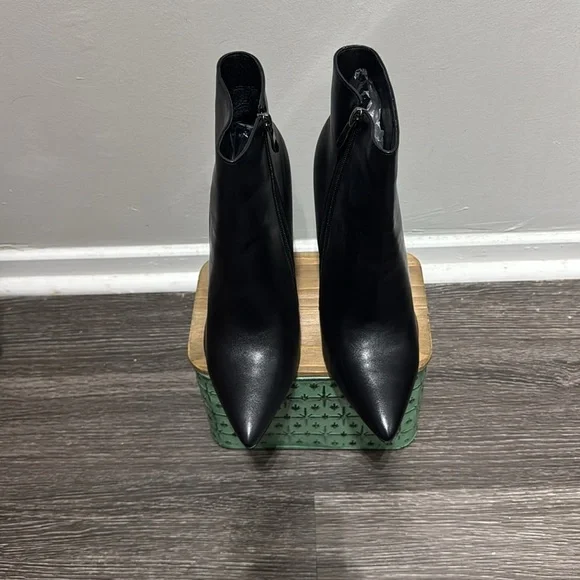 Coleter Black Heeled Boots with Pointed Toe and High Stiletto Heel - Picture 5 of 6